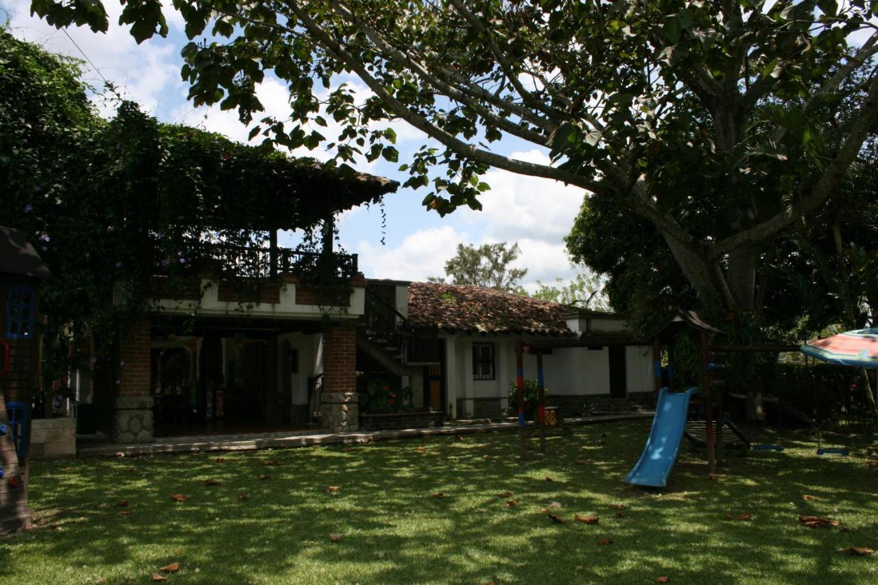 Finca Hotel La Esperanza Монтенегро Экстерьер фото